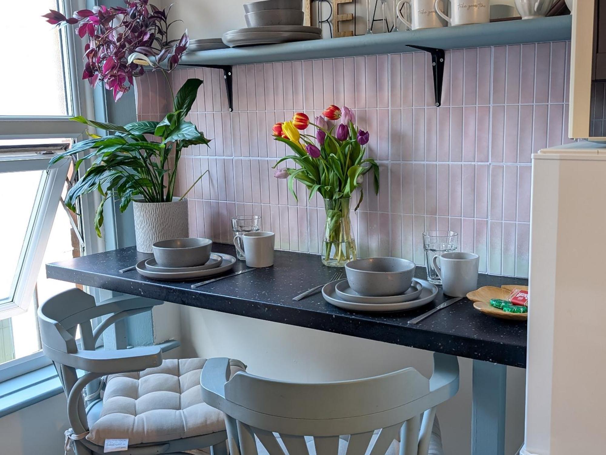 Peacehaven Retreat - 4 Minutes From The Beach! Pet Friendly! Weymouth Luaran gambar